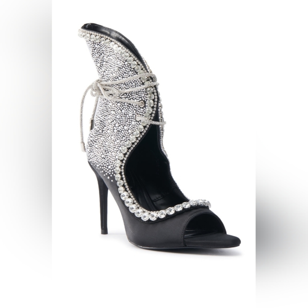 AZALEA WANG "Rebellious Luxury" Elegant Black and Silver Women's Heels